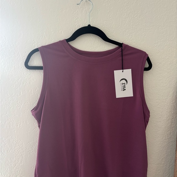 Light purple elegant muscle tank, size large NWT - Picture 3 of 3